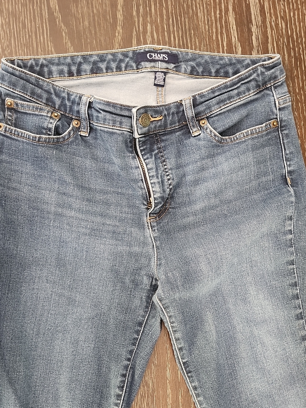 Chaps Women's Faded Blue Skinny Jeans